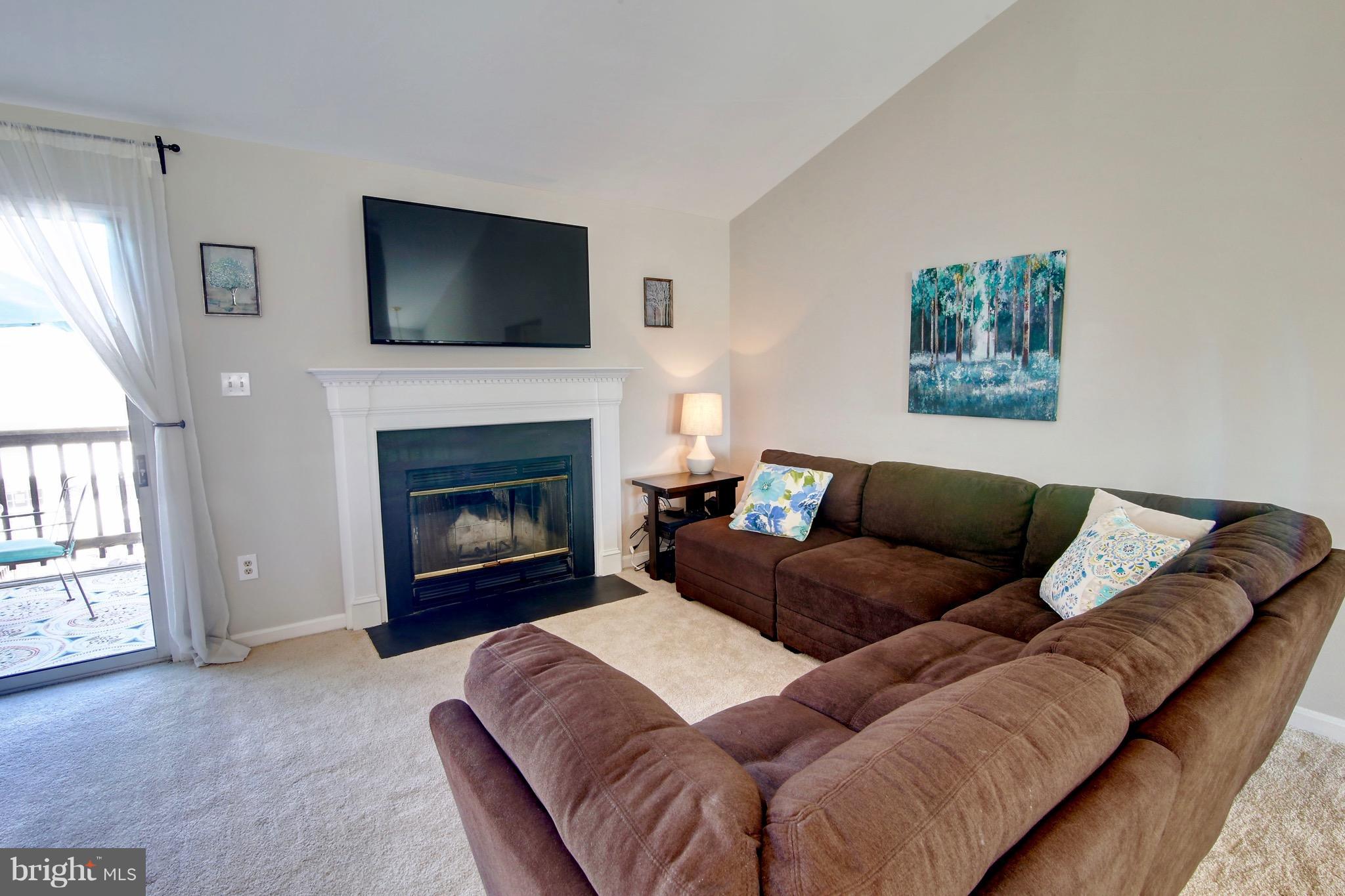 7924 Minor Hill Road, Unit 54 Manassas, VA 20109 - Photo 13 of 30 Family Room