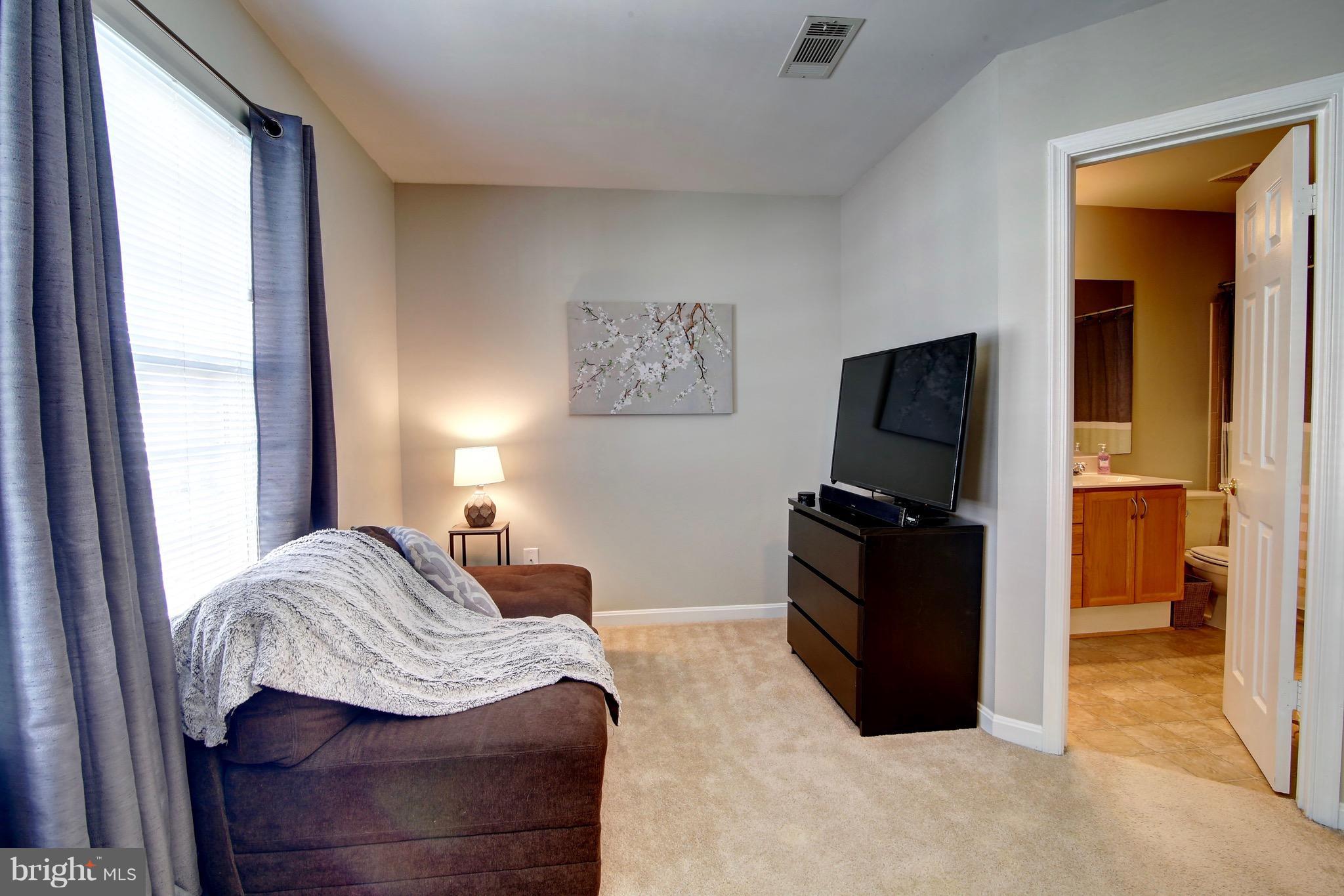 7924 Minor Hill Road, Unit 54 Manassas, VA 20109 - Photo 17 of 30 Master Bedroom Sitting Area