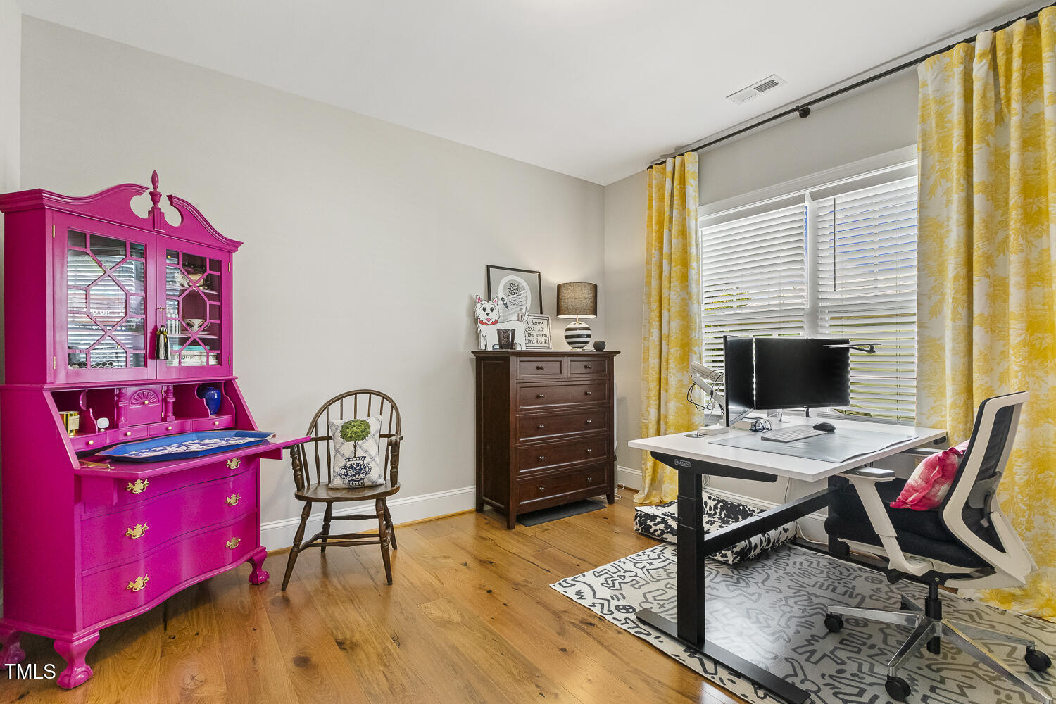 504 Heather Drive Raleigh, NC 27606 - Photo 37 of 48 050