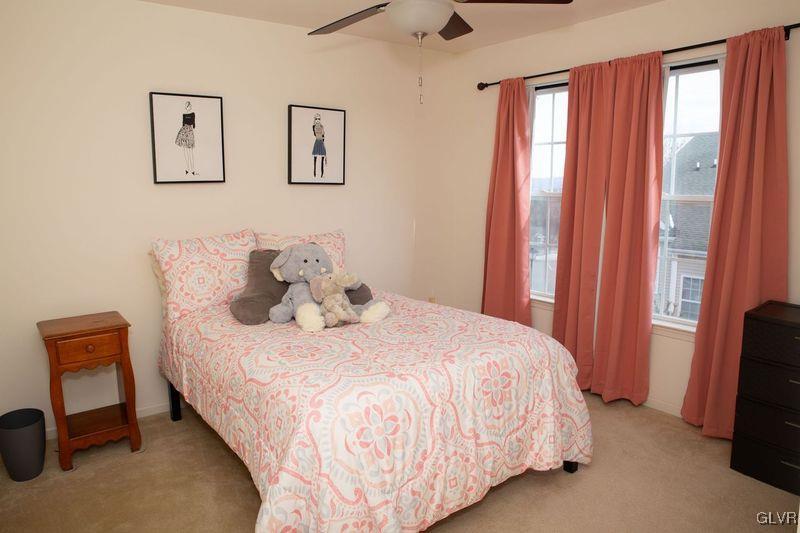 147 Pinehurst Lane Easton, PA 18042 - Photo 17 of 31 a bedroom with a bed and a window