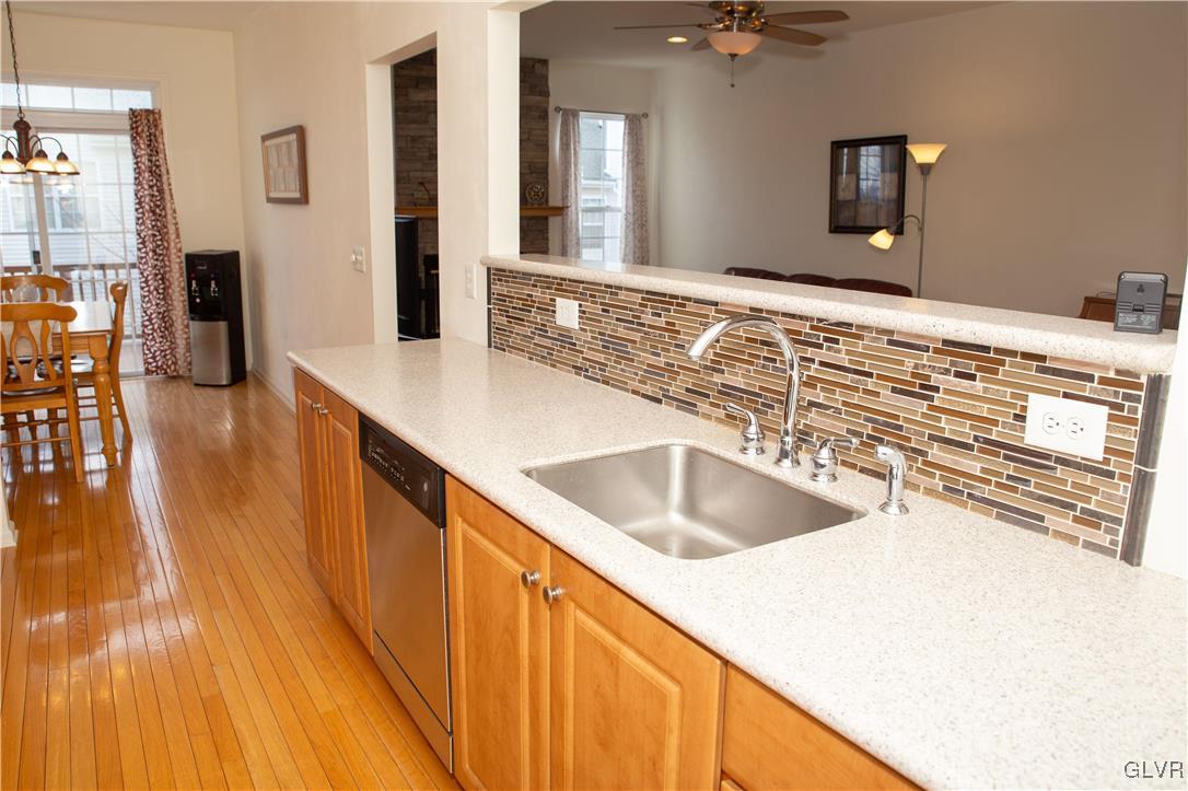 147 Pinehurst Lane Easton, PA 18042 - Photo 10 of 31 a bathroom with a sink and a mirror