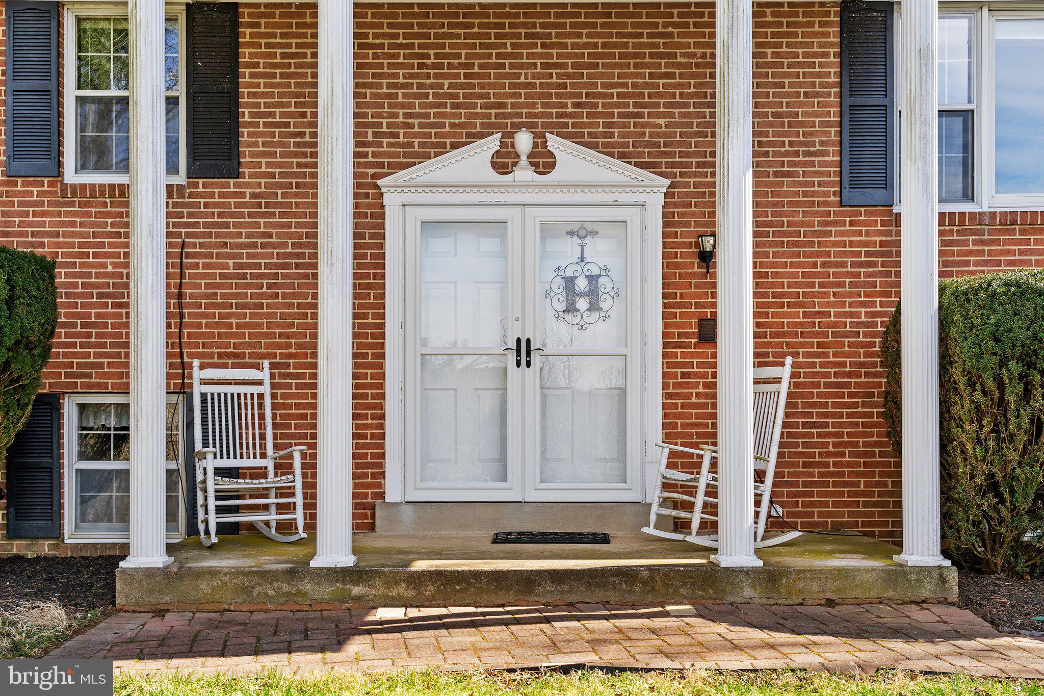16402 Hamilton Station Road Waterford, VA 20197 - Photo 3 of 53 Covered front porch