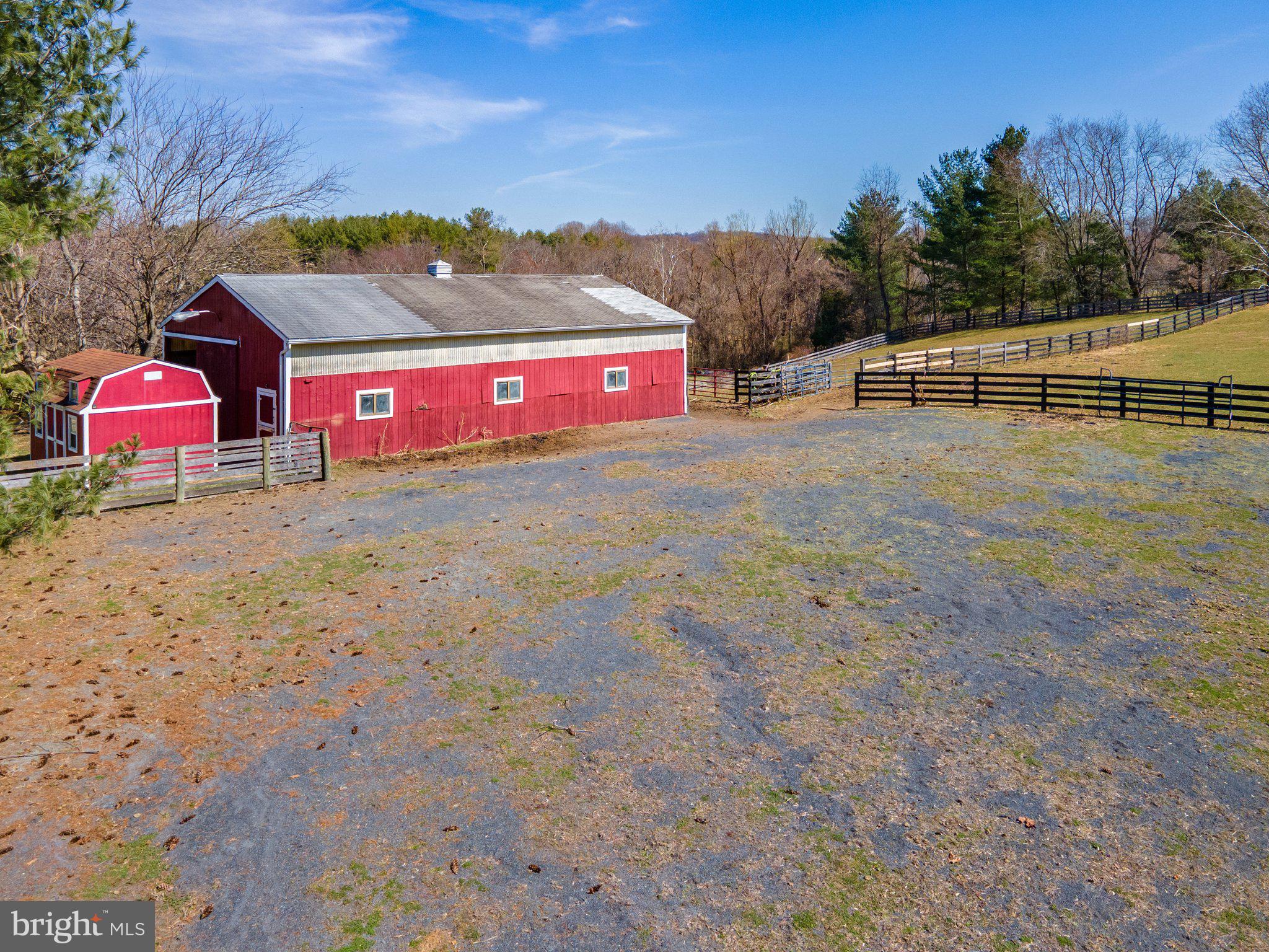 16402 Hamilton Station Road Waterford, VA 20197 - Photo 50 of 53 dry lot or riding ring