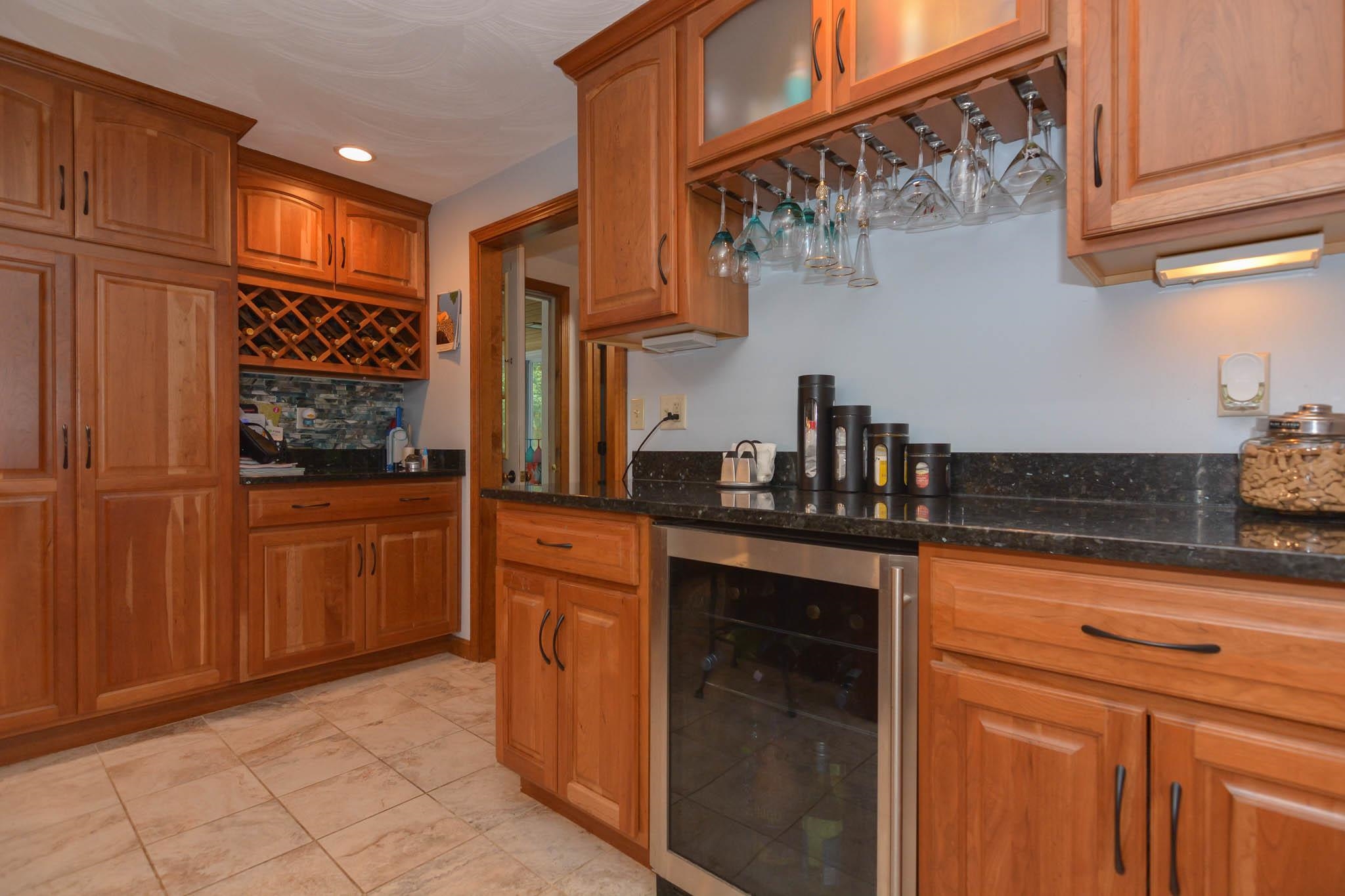 301 North Amherst Road Bedford, NH 03110 - Photo 13 of 60