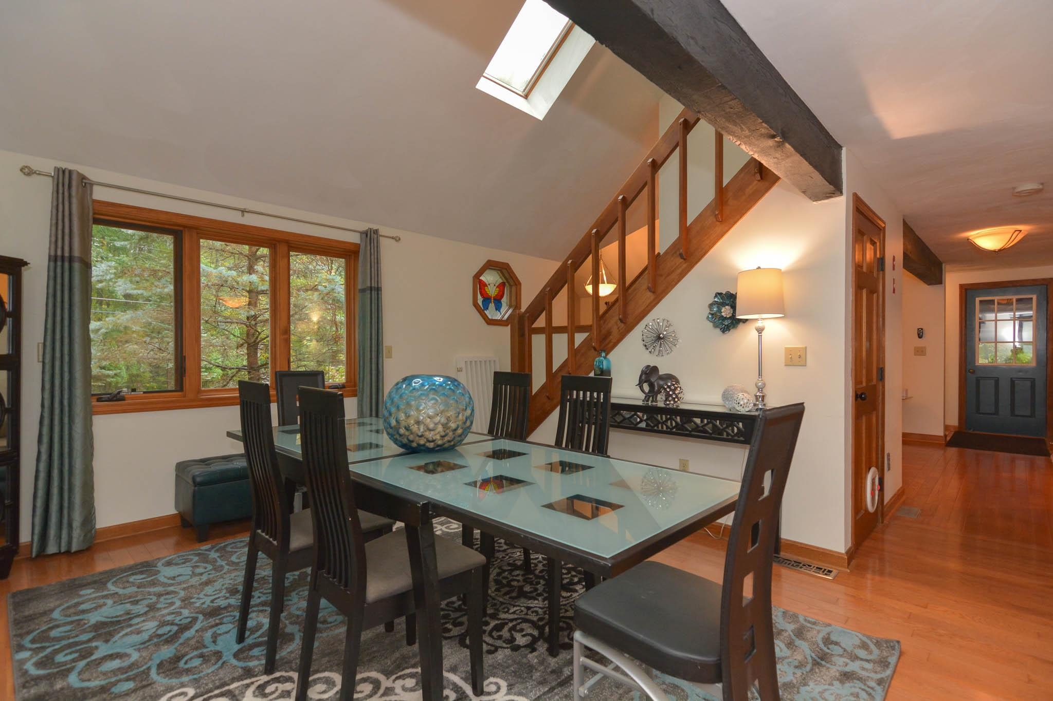 301 North Amherst Road Bedford, NH 03110 - Photo 15 of 60