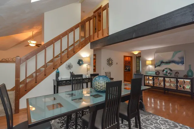 $750,000 | 301 North Amherst Road, Bedford, NH 03110