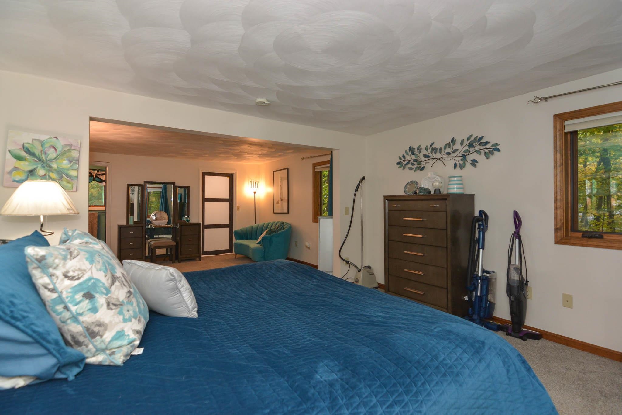 301 North Amherst Road Bedford, NH 03110 - Photo 24 of 60