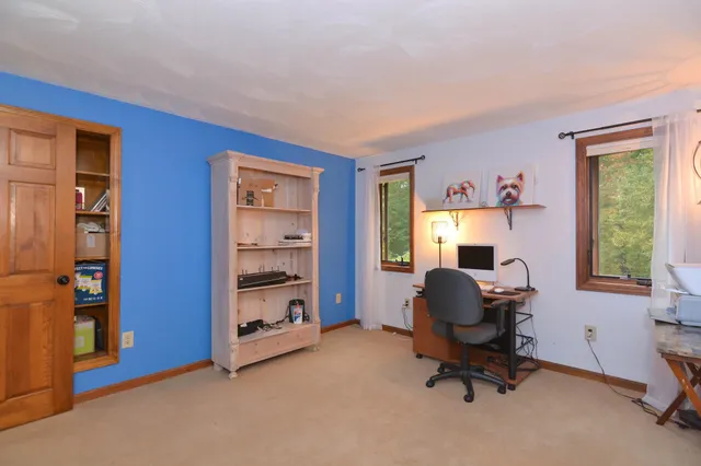 $750,000 | 301 North Amherst Road, Bedford, NH 03110