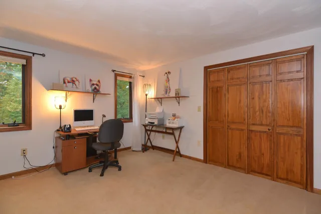 $750,000 | 301 North Amherst Road, Bedford, NH 03110