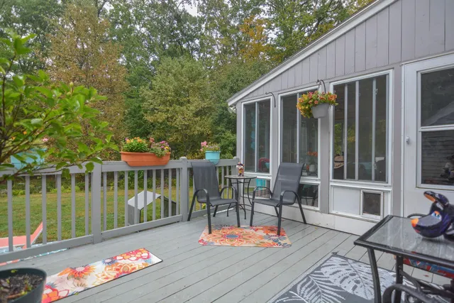 $750,000 | 301 North Amherst Road, Bedford, NH 03110