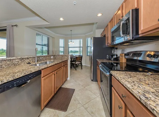 $1,549 | 6515 Grand Estuary Trail, Unit 103, Bradenton, FL 34212