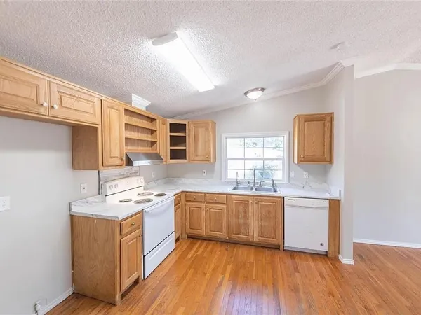 $335,000 | 121 Windy Creek Court, Springtown, TX 76082