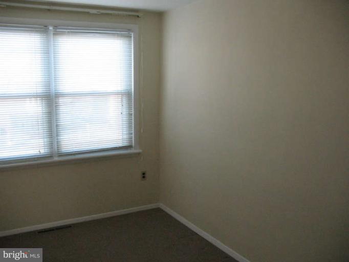 8009 Lansdale Road Baltimore, MD 21224 - Photo 16 of 17 Bedroom 3
