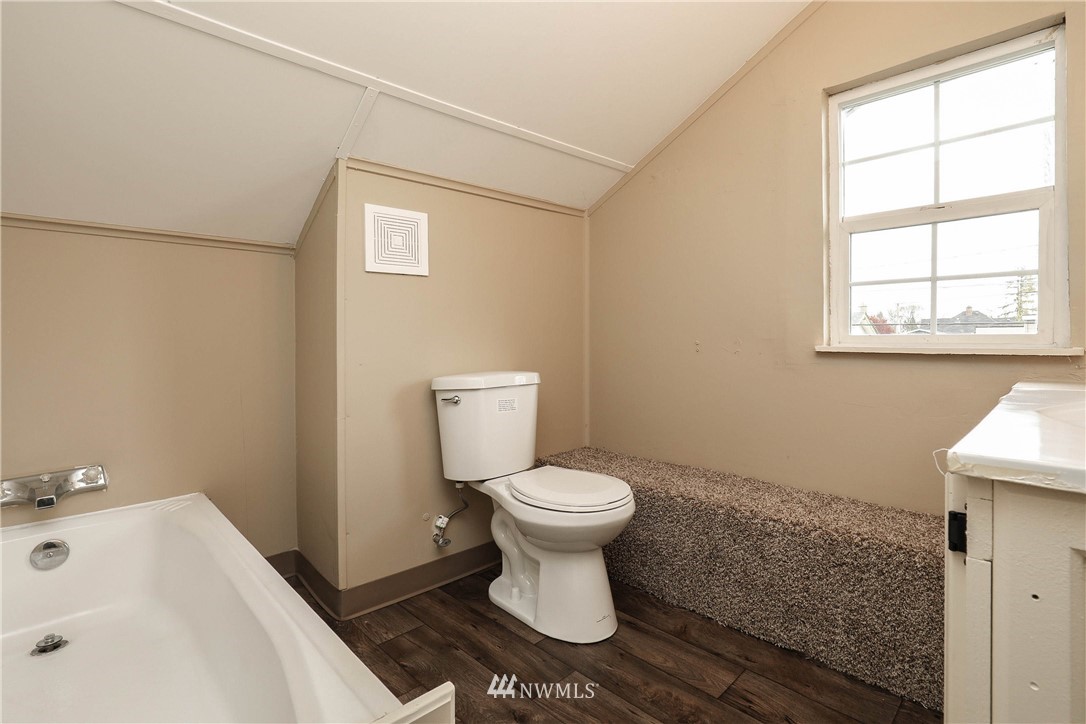 88 Southwest 10th Street Chehalis, WA 98532 - Photo 12 of 20 Gallery Image 12
