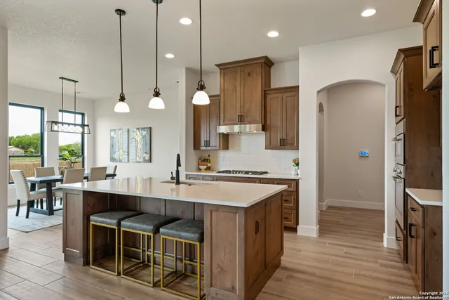 $589,900 | 133 Emil Lane, Castroville, TX 78009