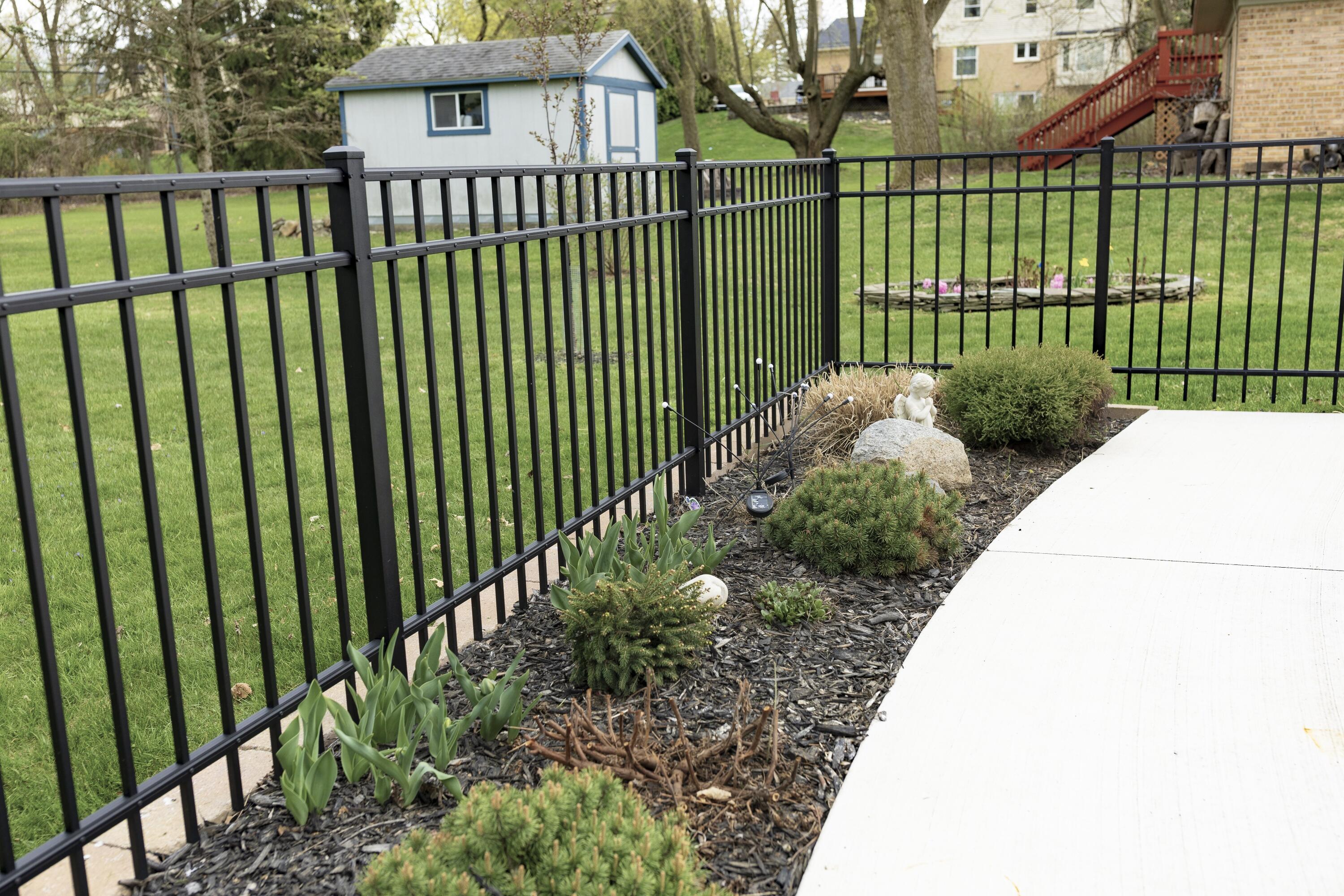 11630 McClumpha Road Plymouth, MI 48170 - Photo 37 of 52 37 - Fence & Lanscaping