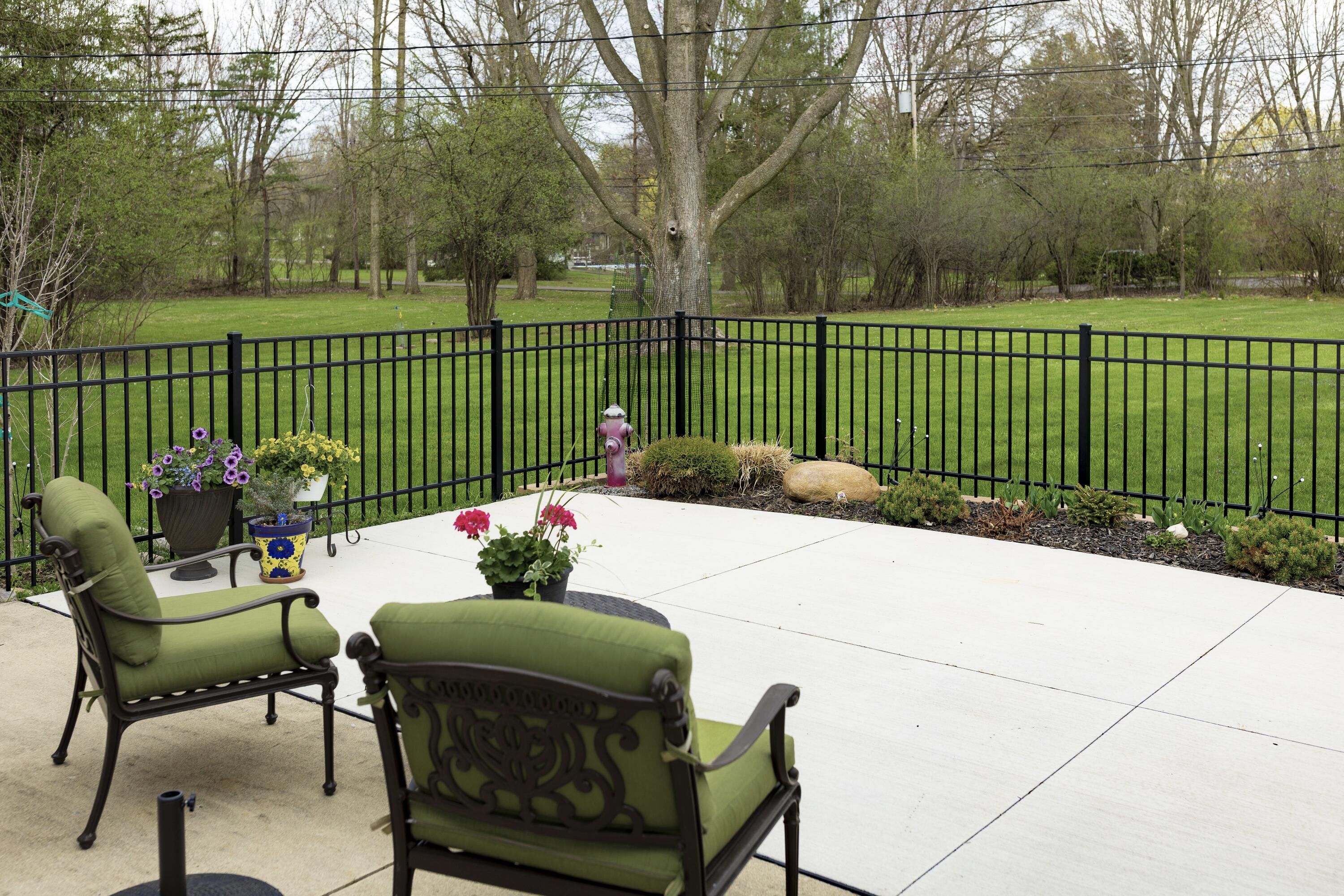 11630 McClumpha Road Plymouth, MI 48170 - Photo 38 of 52 38 - Serene Back Porch