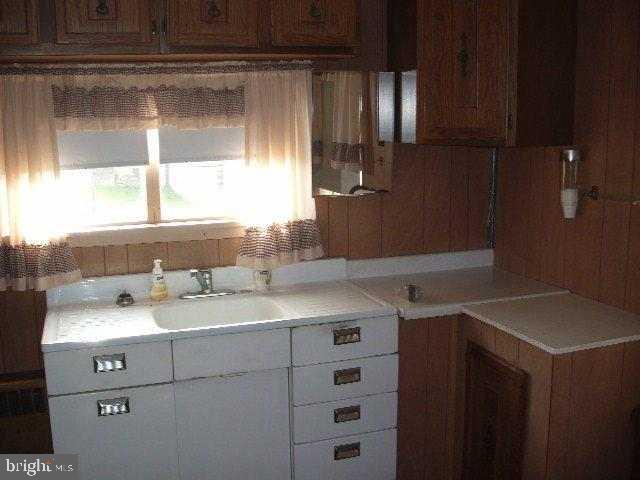 1932 Middle Ridge Road Newport, PA 17074 - Photo 2 of 25 Gallery Image 2
