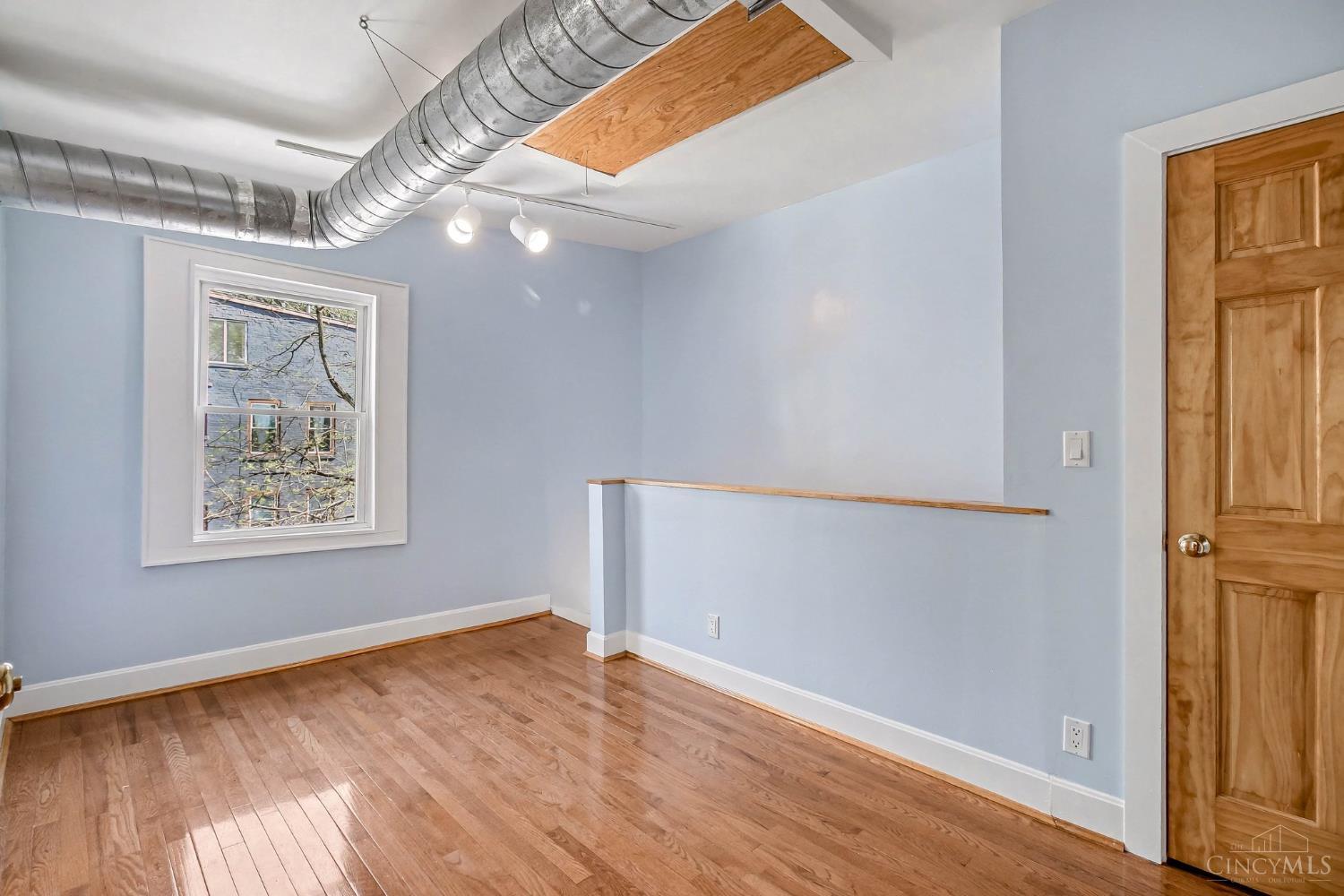 2150 Ravine Street Cincinnati, OH 45214 - Photo 21 of 26 Gallery Image 21