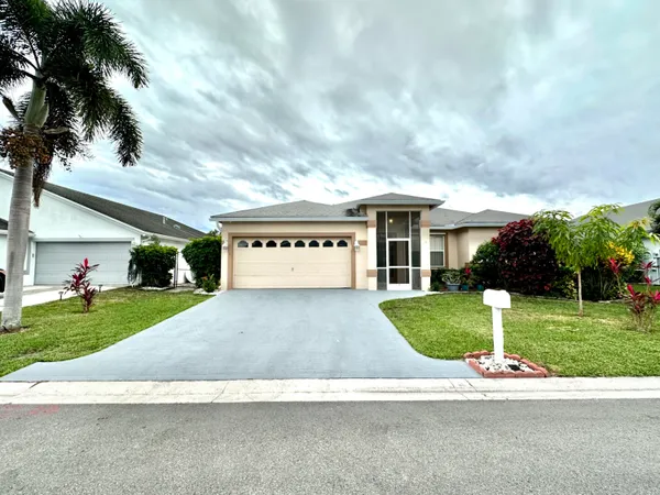 $3,550 | 1219 Baycourt Isle, Greenacres, FL 33413