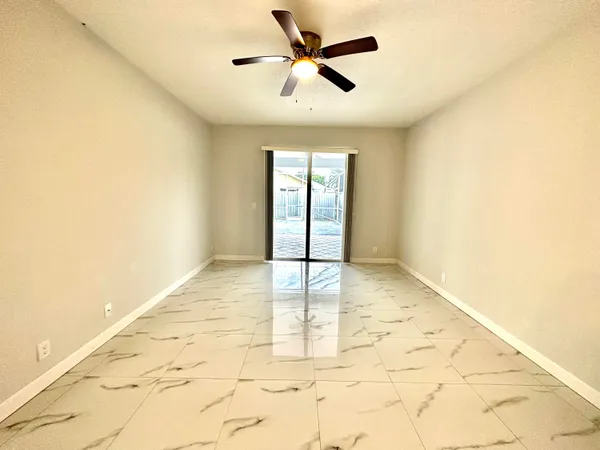 $3,550 | 1219 Baycourt Isle, Greenacres, FL 33413
