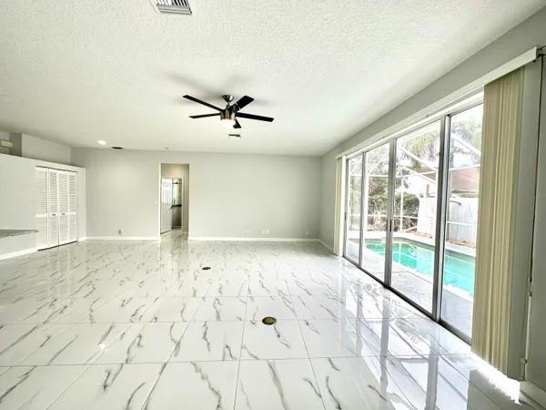 $3,550 | 1219 Baycourt Isle, Greenacres, FL 33413