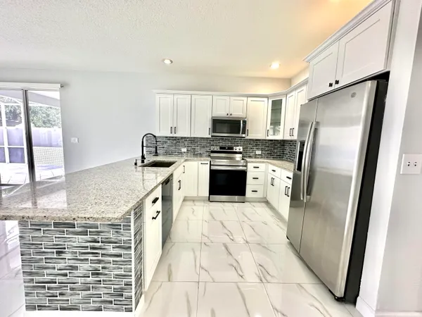 $3,550 | 1219 Baycourt Isle, Greenacres, FL 33413