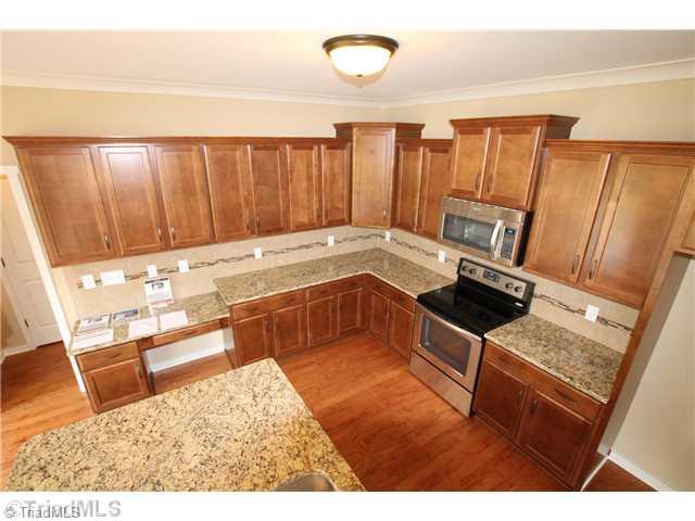 6680 Ridge Bluff Drive Rural Hall, NC 27045 - Photo 7 of 16 Kitchen.