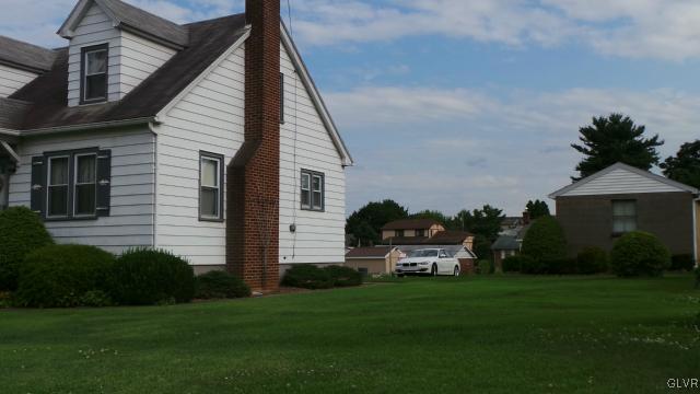 3116 Middletown Road Bethlehem, PA 18020 - Photo 3 of 25