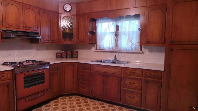 3116 Middletown Road Bethlehem, PA 18020 - Photo 8 of 25