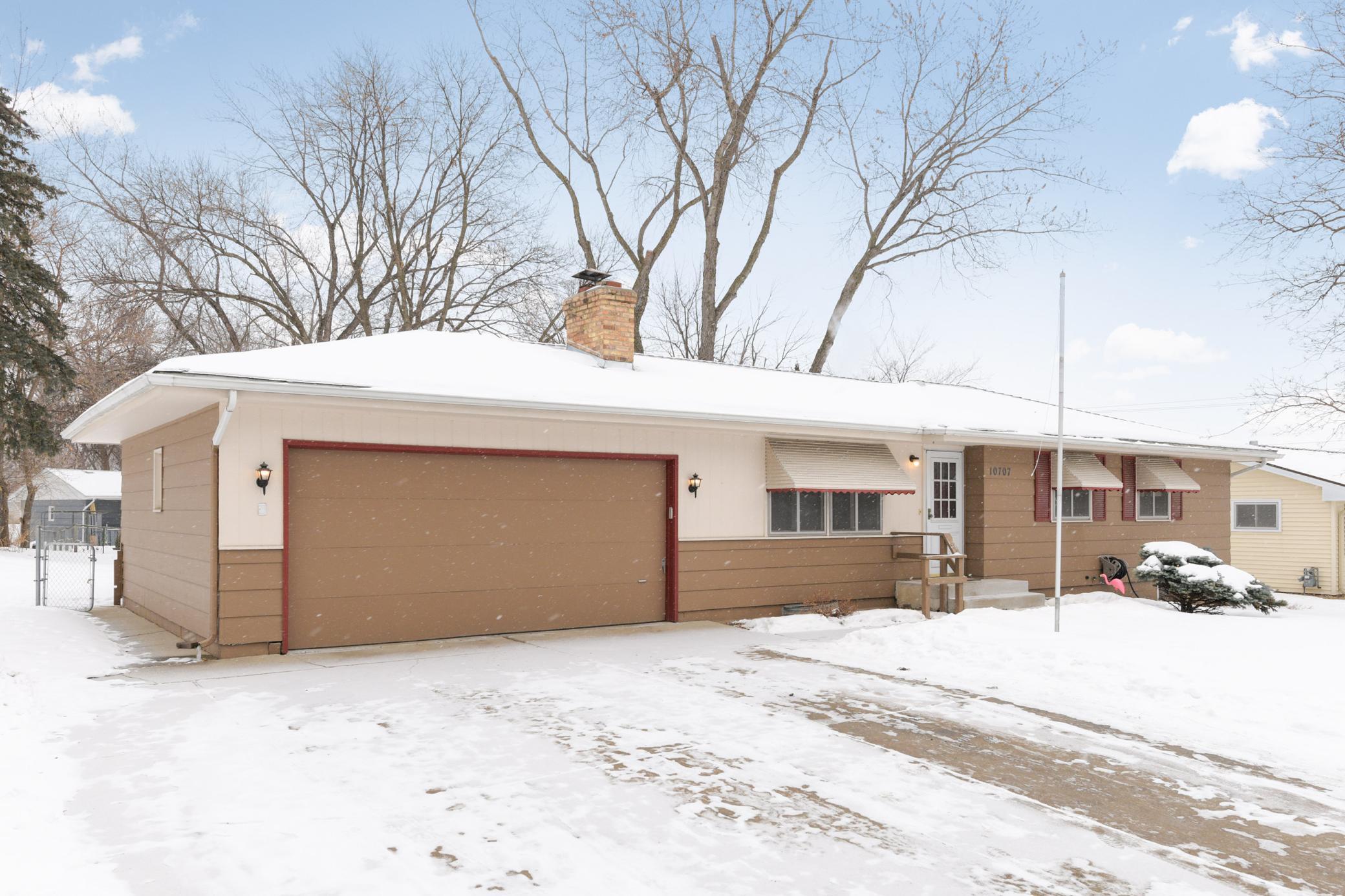 10707 Yosemite Road Bloomington, MN 55437 - Photo 1 of 1