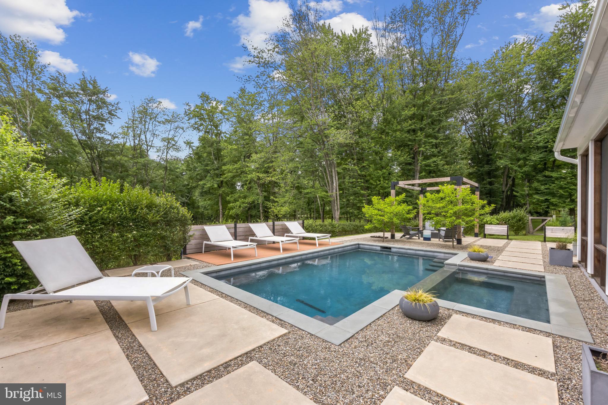 1130 Middletown Road Media, PA 19063 - Photo 19 of 43 Pool with Spa