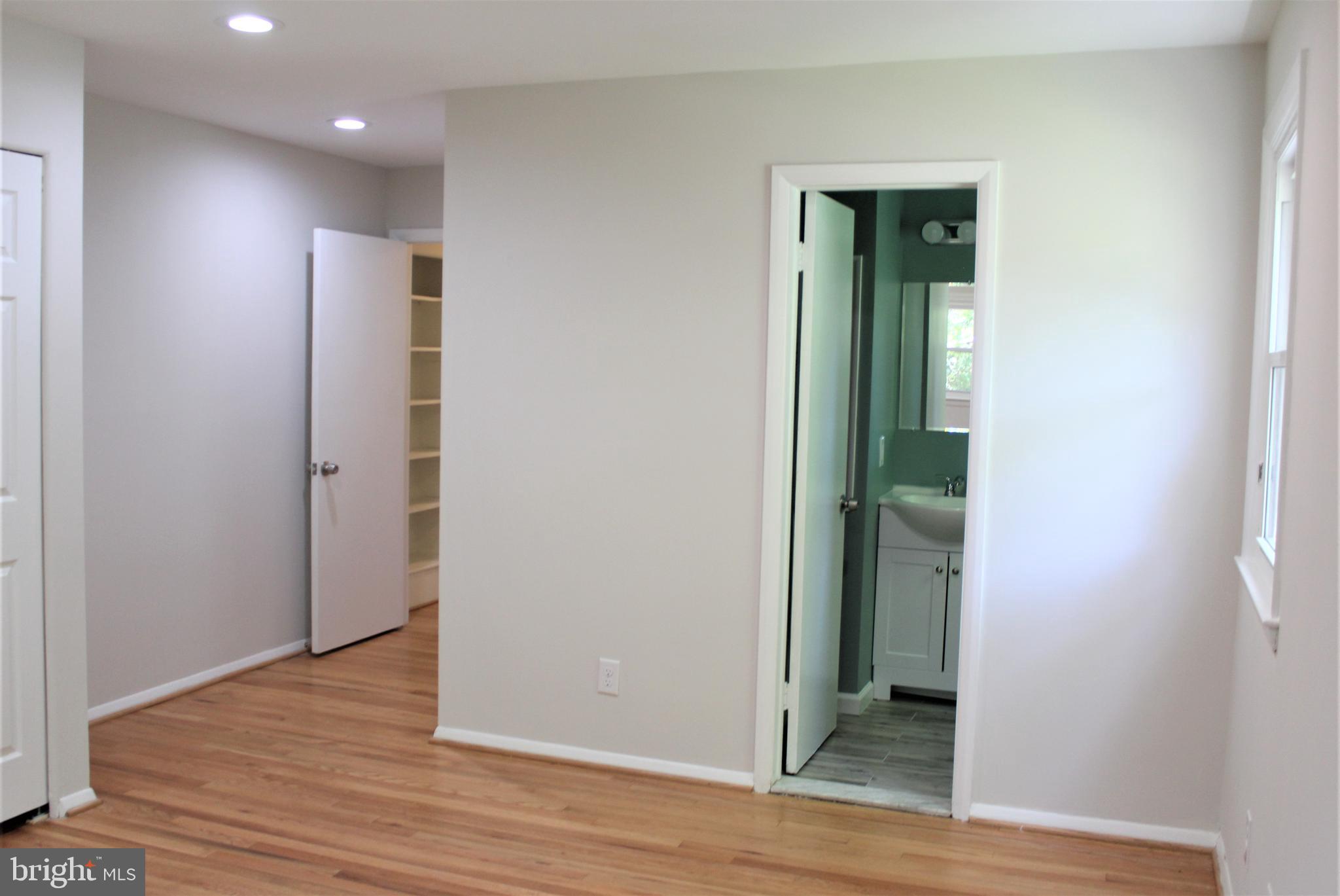 3319 Kenjac Road Baltimore, MD 21244 - Photo 31 of 48