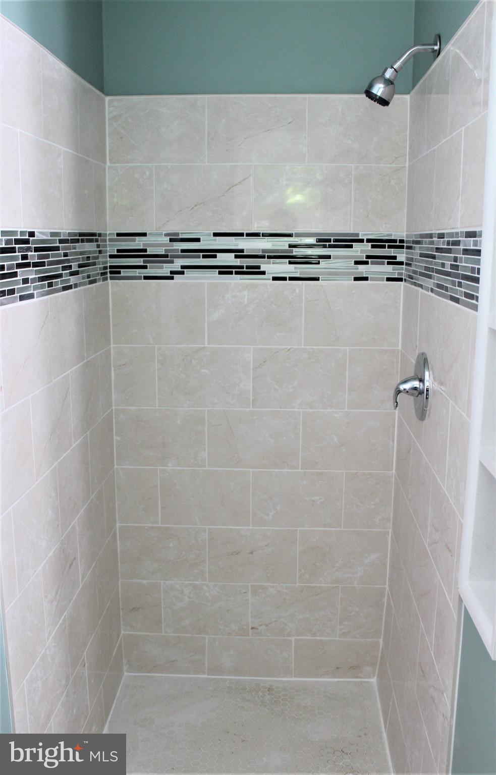 3319 Kenjac Road Baltimore, MD 21244 - Photo 35 of 48