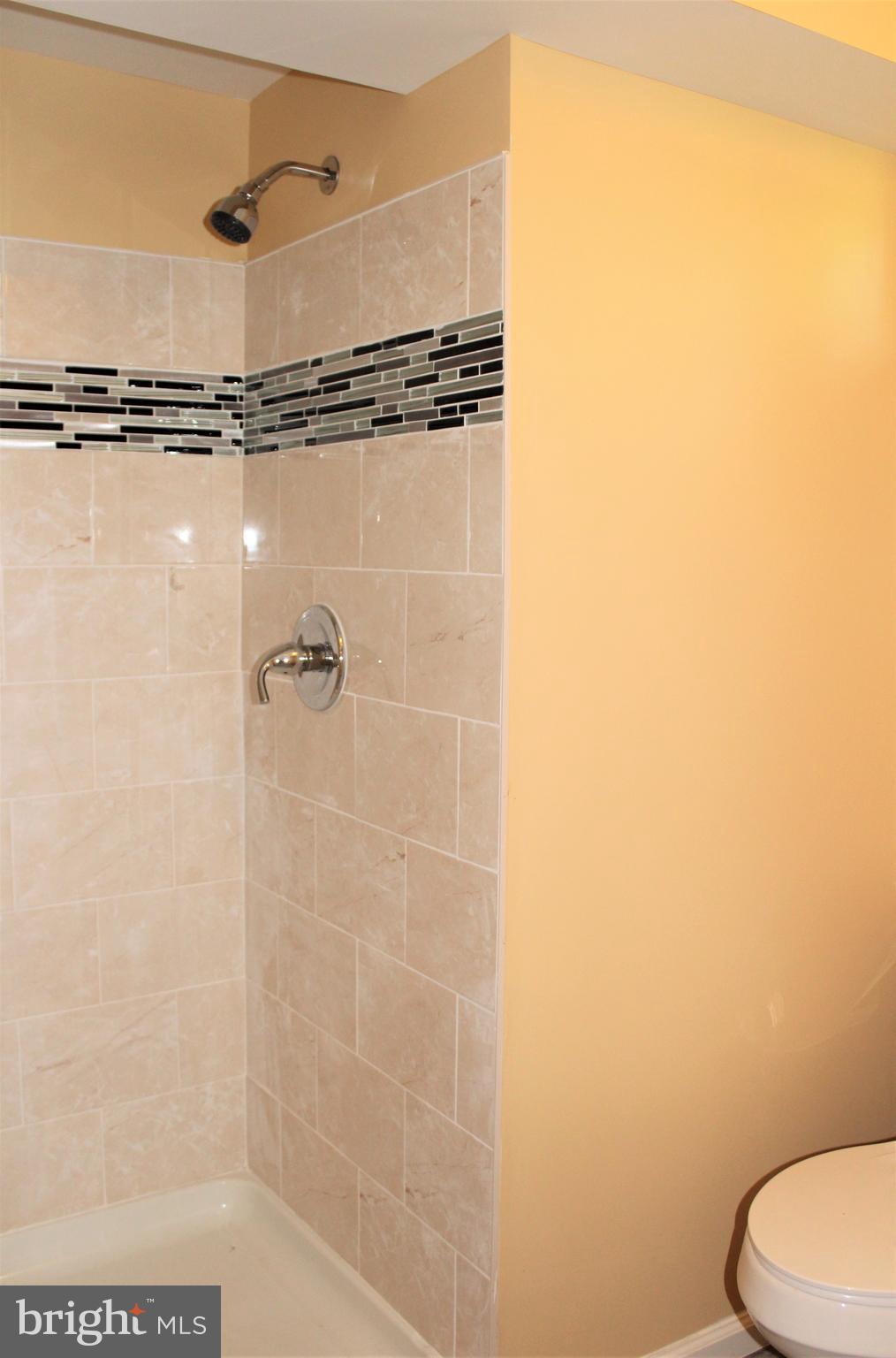 3319 Kenjac Road Baltimore, MD 21244 - Photo 45 of 48