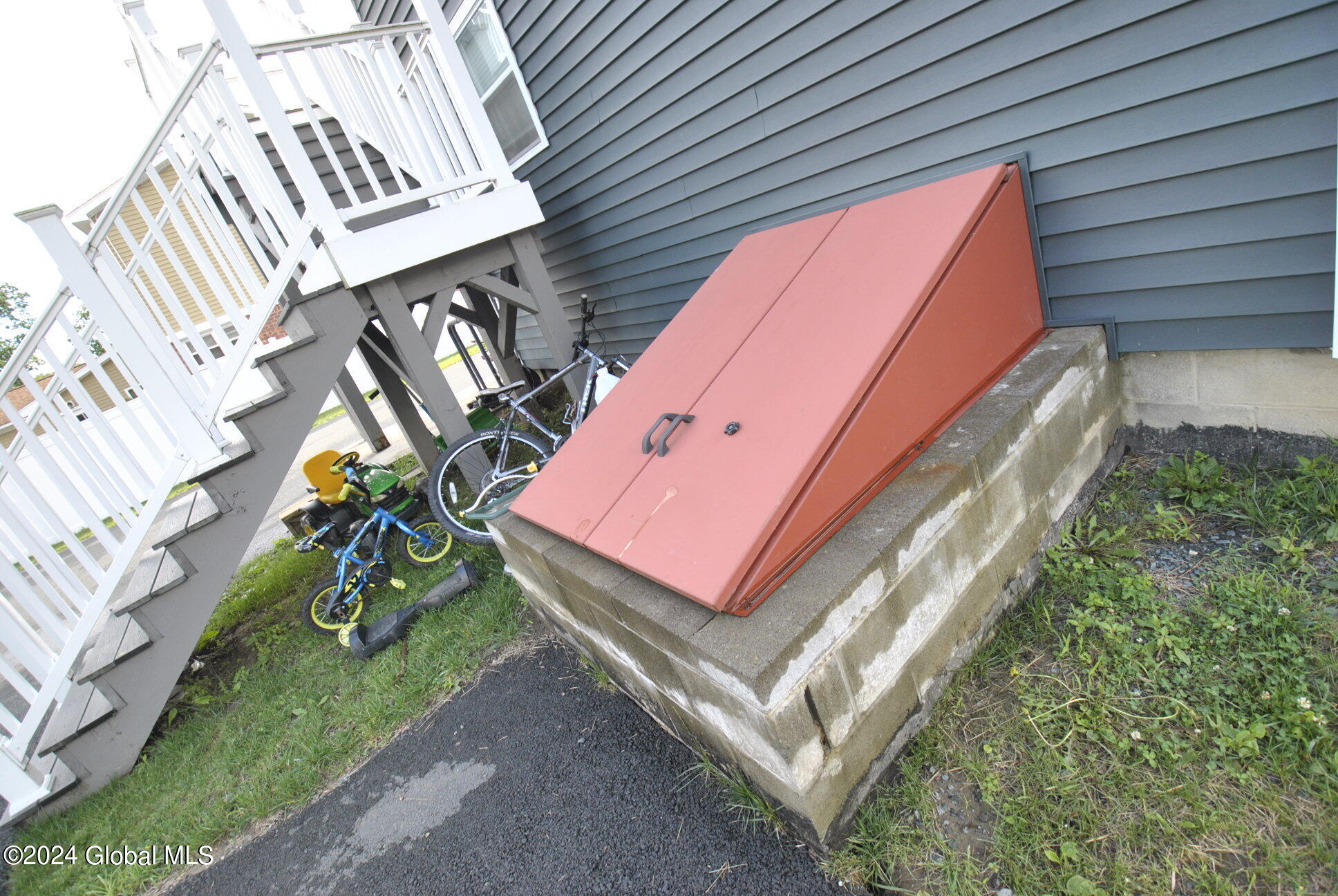 21 Everett Road Colonie, NY 12205 - Photo 12 of 51 _DSC0139