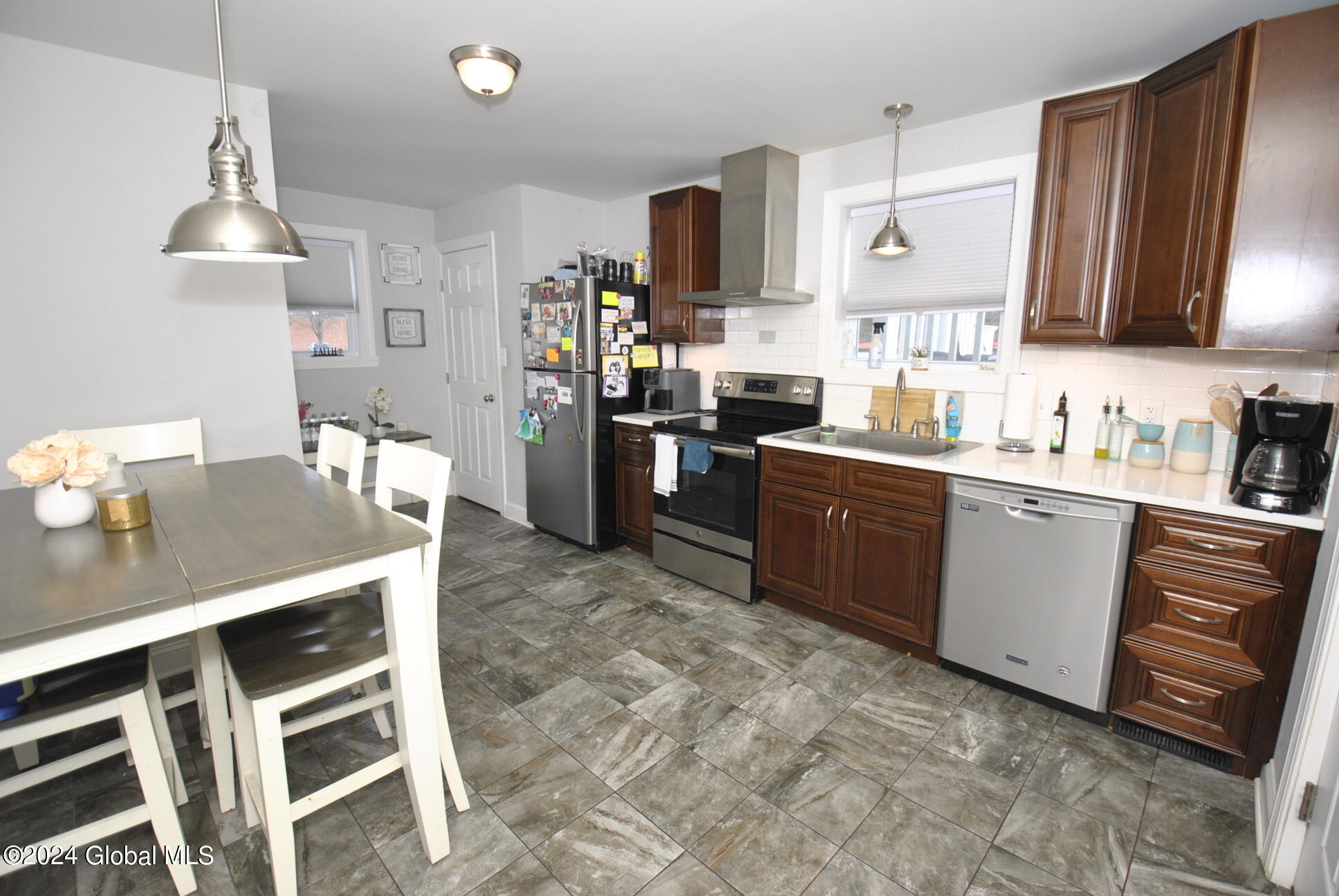 21 Everett Road Colonie, NY 12205 - Photo 24 of 51 _DSC0722