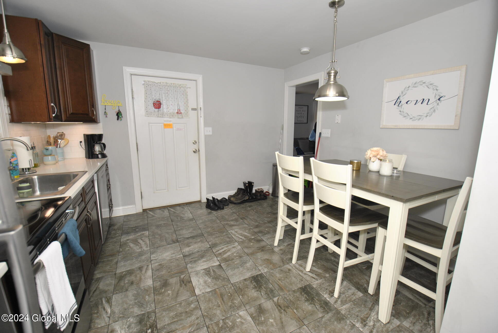 21 Everett Road Colonie, NY 12205 - Photo 27 of 51 _DSC0726