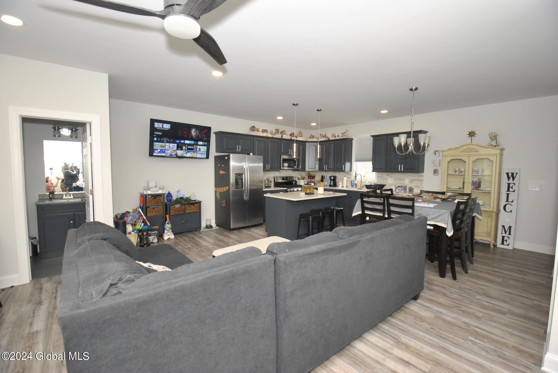 21 Everett Road Colonie, NY 12205 - Photo 34 of 51 _DSC0736