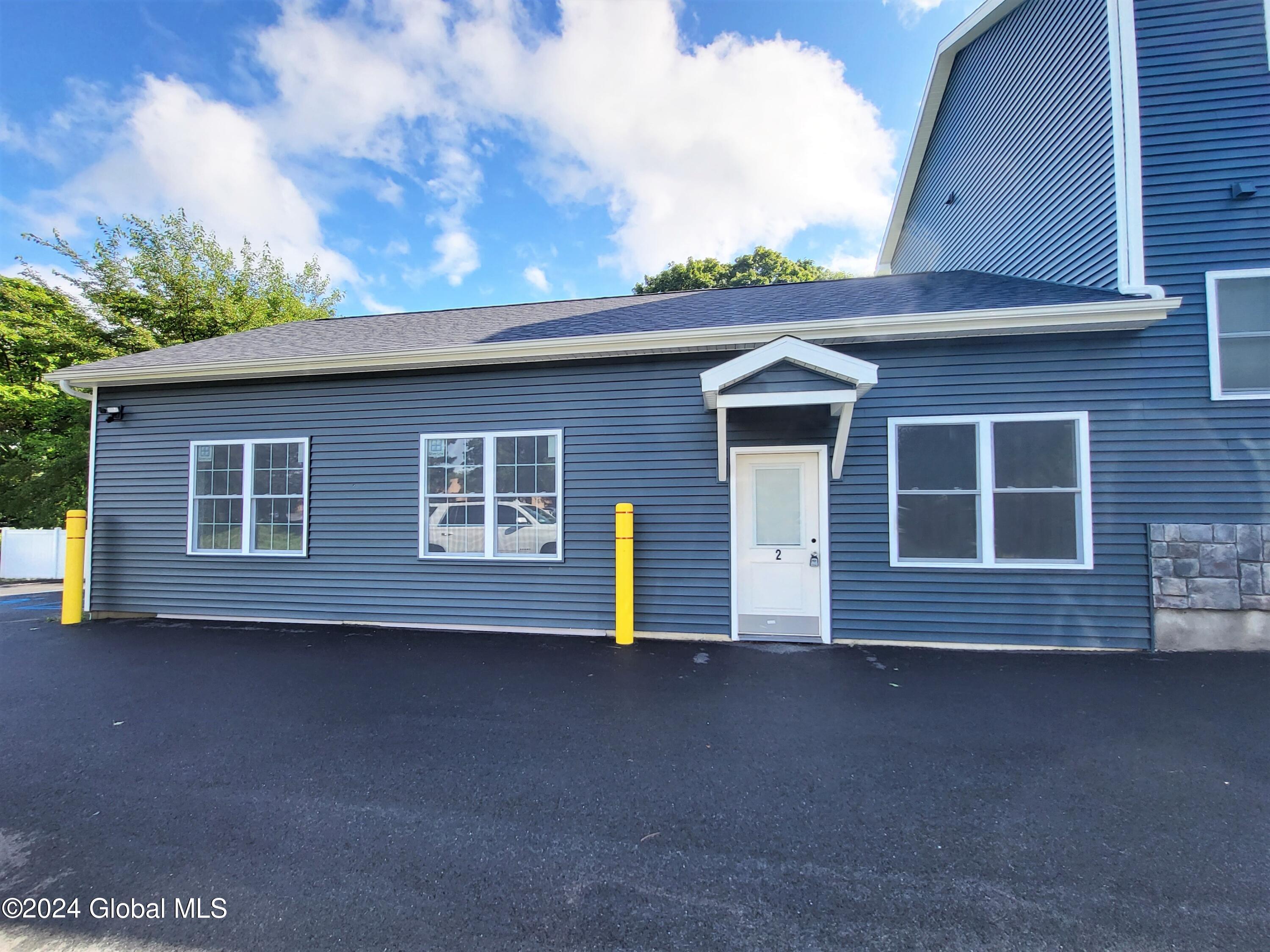 21 Everett Road Colonie, NY 12205 - Photo 10 of 51 20230710_165543-00