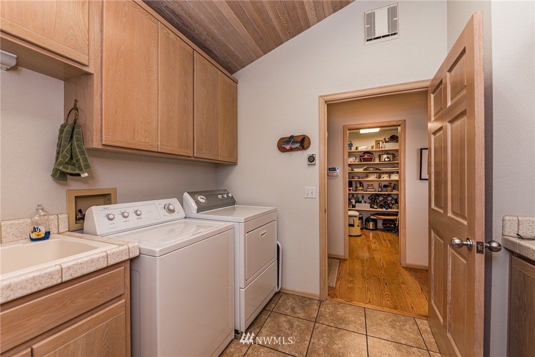 532 Ravens Ridge Road Sequim, WA 98382 - Photo 21 of 39