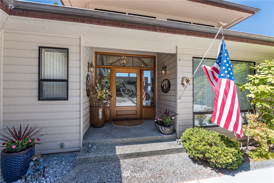 532 Ravens Ridge Road Sequim, WA 98382 - Photo 5 of 39