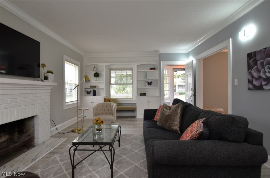 3262 Kildare Road Cleveland, OH 44118 - Photo 7 of 41 Gallery Image 7