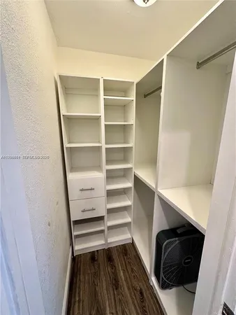 $880,000 | 5424 Garfield Street, Hollywood, FL 33021