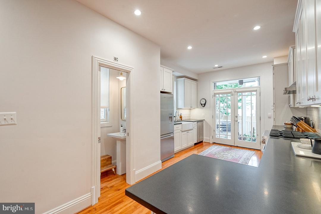 117 3rd Street Northeast Washington, DC 20002 - Photo 11 of 40