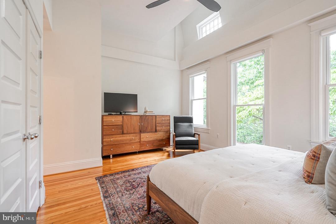 117 3rd Street Northeast Washington, DC 20002 - Photo 19 of 40