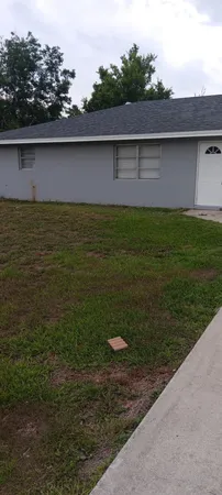 $2,200 | 8956 Southeast 65th Way, Okeechobee, FL 34974