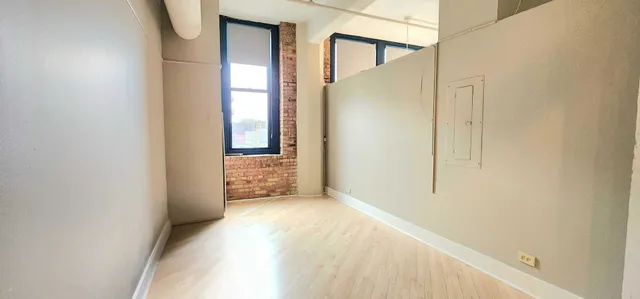 $325,000 | 124 West Polk Street, Unit 707, Chicago, IL 60605