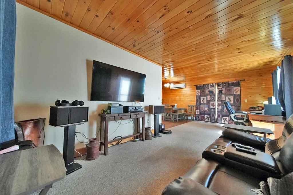 20 Hemore Road Houlton, ME 04730 - Photo 21 of 61 wrap-around-living-area