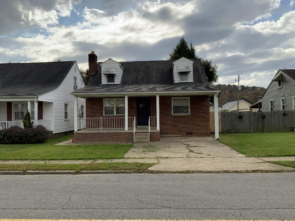 3917 Auburn Road Huntington, WV 25704 - Photo 2 of 30 Gallery Image 2